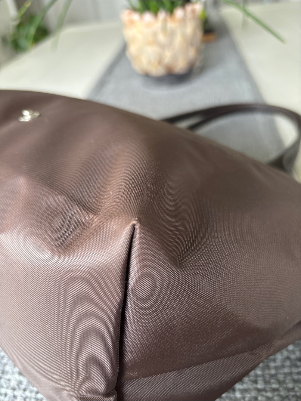 Longchamp Le Pliage Medium Tote in Mocha? - Picture 12 of 15